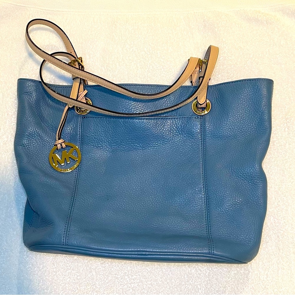 Michael Kors Surf Pebbled Leather Jet Set Tote Bag